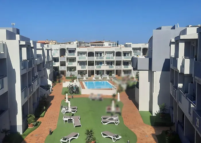 Apartman Sunset 230, Sun, Big Pool, Wifi Fiber, Central, Near Main Street And