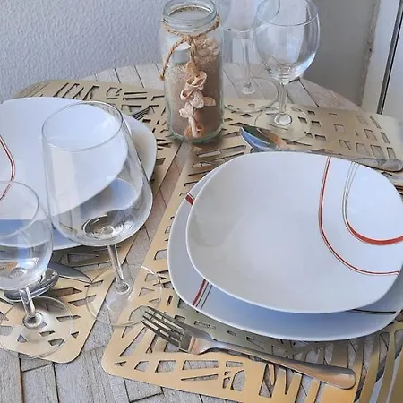 Sunset 230, Sun, Big Pool, Wifi Fiber, Central, Near Main Street And شقة كوراليهو