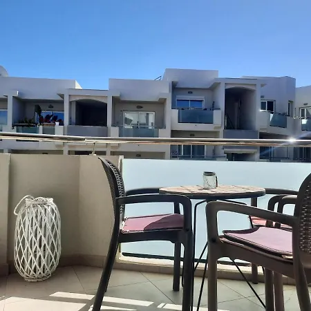 Sunset 230, Sun, Big Pool, Wifi Fiber, Central, Near Main Street And Apartament