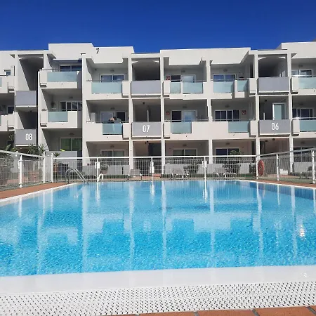 Sunset 230, Sun, Big Pool, Wifi Fiber, Central, Near Main Street And Apartament