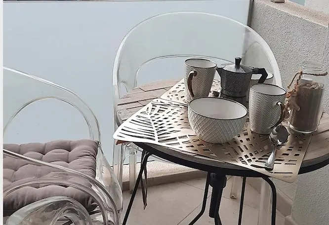 Daire Sunset 230, Sun, Big Pool, Wifi Fiber, Central, Near Main Street And *