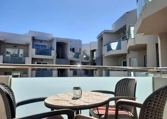 Sunset 230, Sun, Big Pool, Wifi Fiber, Central, Near Main Street And דירה