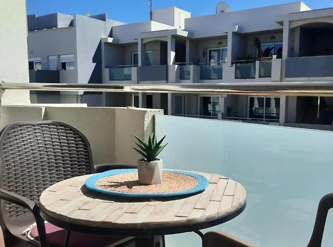 Daire Sunset 230, Sun, Big Pool, Wifi Fiber, Central, Near Main Street And